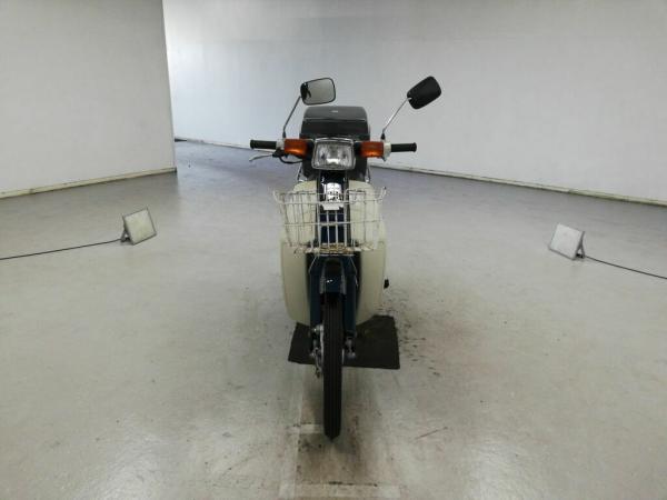 Мотоцикл дорожный Honda Super Cub Custom рама AA01 скутерета корзина рундук гв 2008 — фото 3